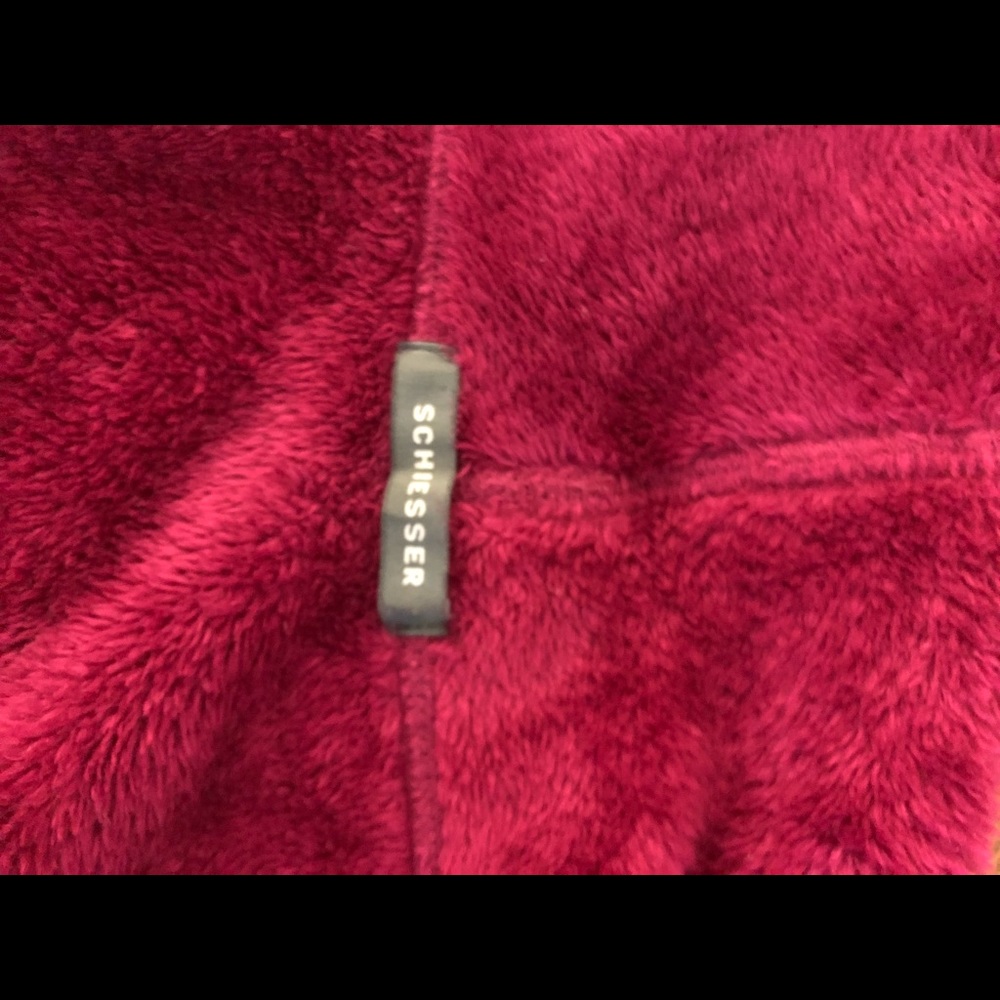 Schiesser • Raspberry Plush Pajamas - Picture 6 of 7